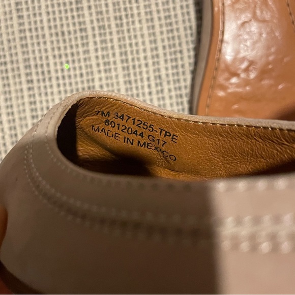 Frye Carlson tan/light pink suede ballet flats size 7 - Picture 5 of 5